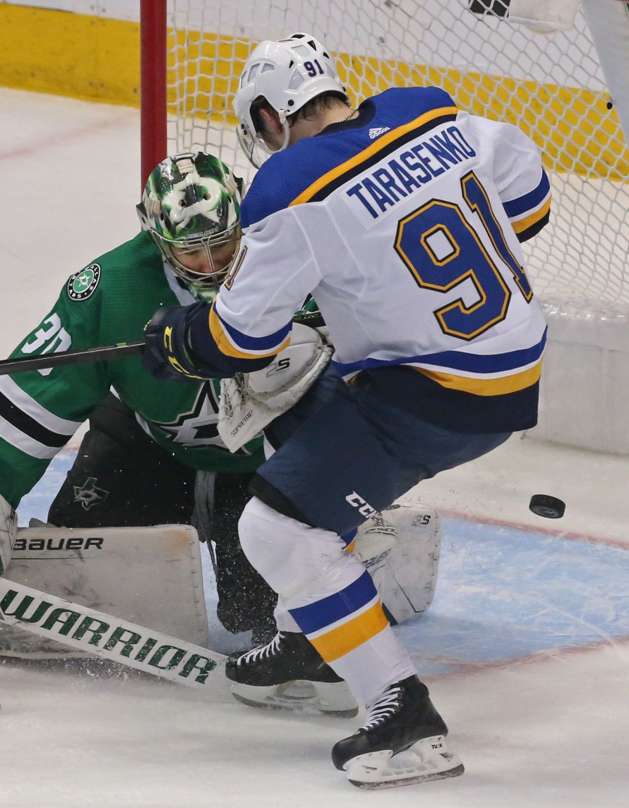 Blues and Stars play in Game 6 of the playoffs
